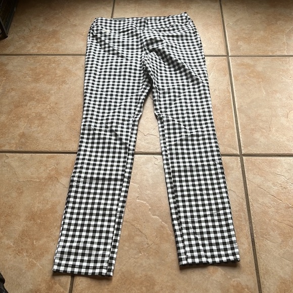 Casual & Dressy Bottom’s Only 8 Item Not-So-Mystery Box Size 0 - Picture 6 of 13